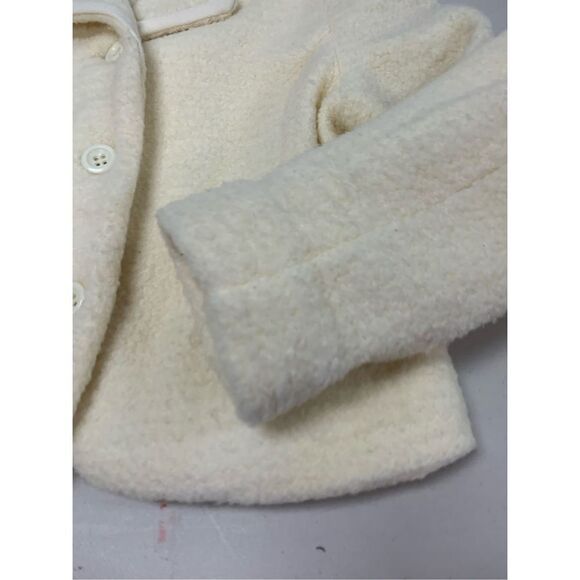 Furry Blazer   - Picture 2 of 9